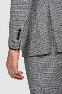 New SUITREVIEW Elmhurst White/Black Houndstooth Wool and Cashmere Loro Piana Suit - 38L and 42R