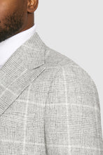 Load image into Gallery viewer, New SUITREVIEW Elmhurst Light Gray Windowpane Alpaca and Wool Ferla Blazer - Size 40L (Other Sizes Special Order)