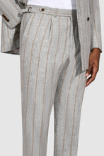 Load image into Gallery viewer, New SUITREVIEW Elmhurst Light Gray Cinnamon Stripe Alpaca and Wool Ferla Suit - Size 40R and 40L (Other Sizes Special Order)