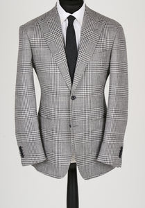 New SUITREVIEW Elmhurst Off White Storm Gray Check Wool and Silk Suit - Size 44R (Other Sizes Special Order)