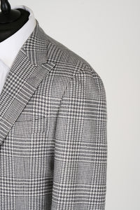 New SUITREVIEW Elmhurst Off White Storm Gray Check Wool and Silk Suit - Size 44R (Other Sizes Special Order)