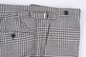 New SUITREVIEW Elmhurst Off White Storm Gray Check Wool and Silk Suit - Size 44R (Other Sizes Special Order)