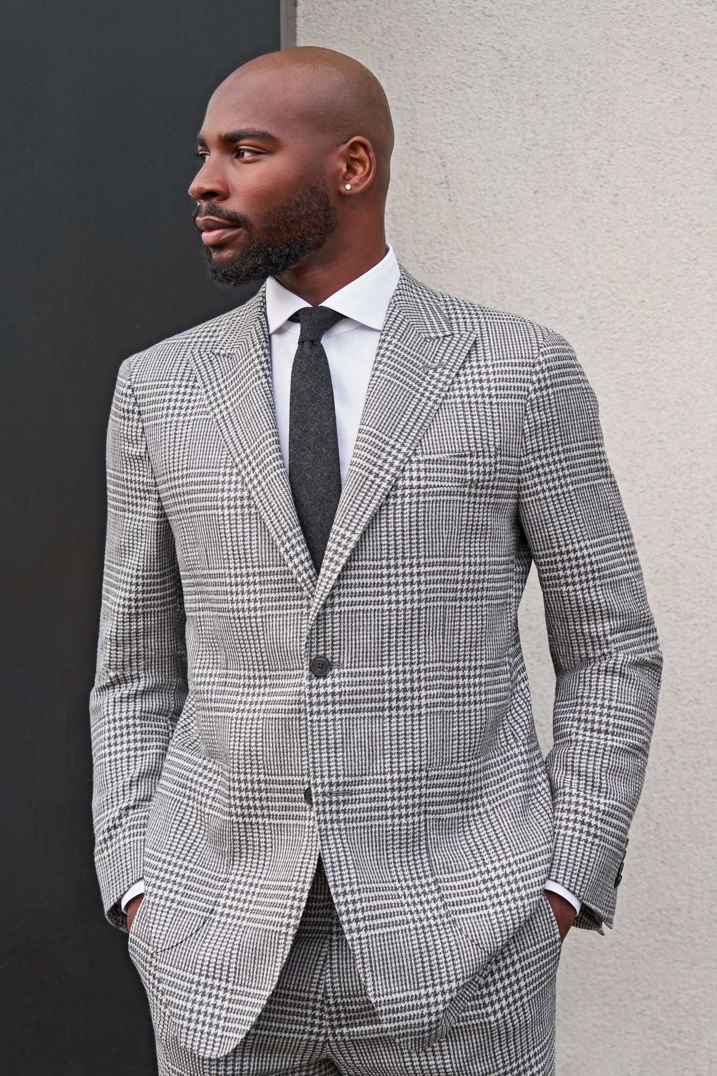 New SUITREVIEW Elmhurst Off White Storm Gray Check Wool and Silk Suit - Size 44R (Other Sizes Special Order)