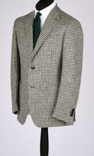 Load image into Gallery viewer, New SUITREVIEW Elmhurst Jade Green Houndstooth Wool, Alpaca, Linen Half Lined Blazer - Size 38R and 42R