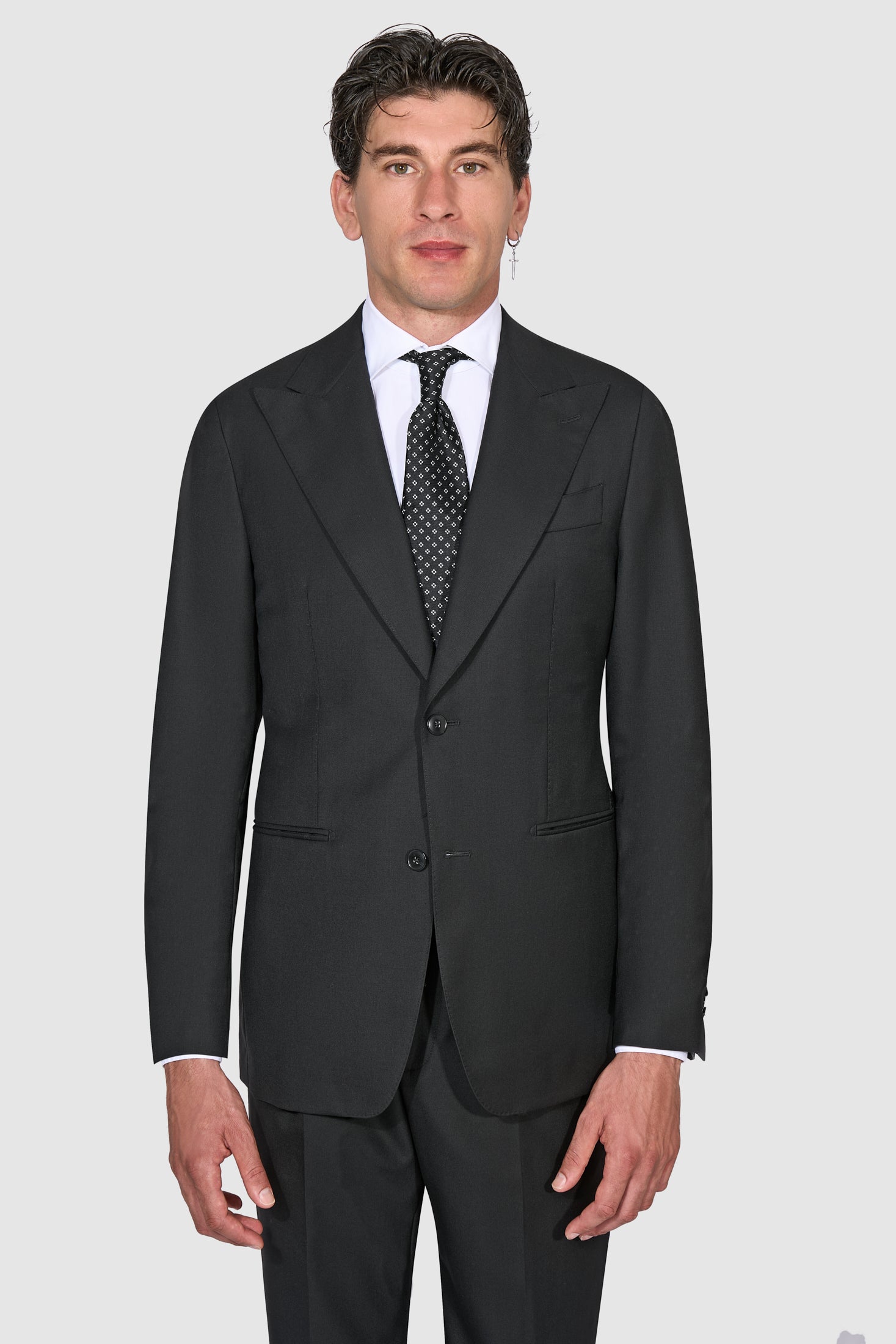 New SUITREVIEW Elmhurst Black Pure Wool Super 130s Wide Peak Lapel Suit - Size 44S (Other Sizes Special Order)