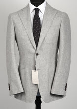 Load image into Gallery viewer, New Suitsupply Havana Light Gray Circular Wool Flannel Suit - Size 42R (Soho Pants)